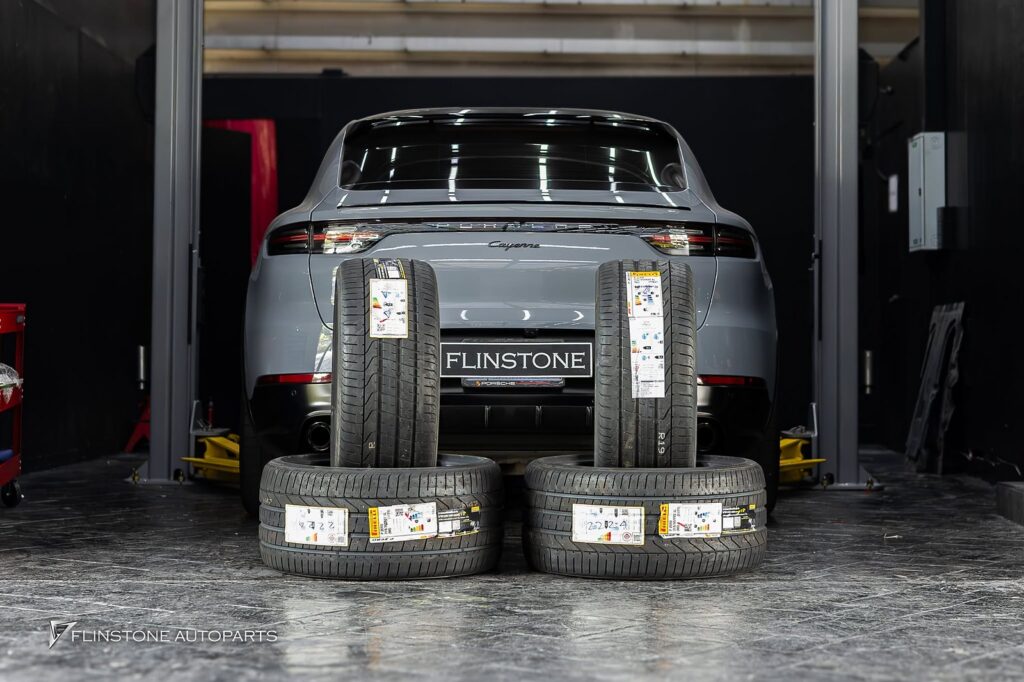 PORSCHE Cayenne Coupe เข้าเปลี่ยนยางใหม่ Pirelli P-Zero