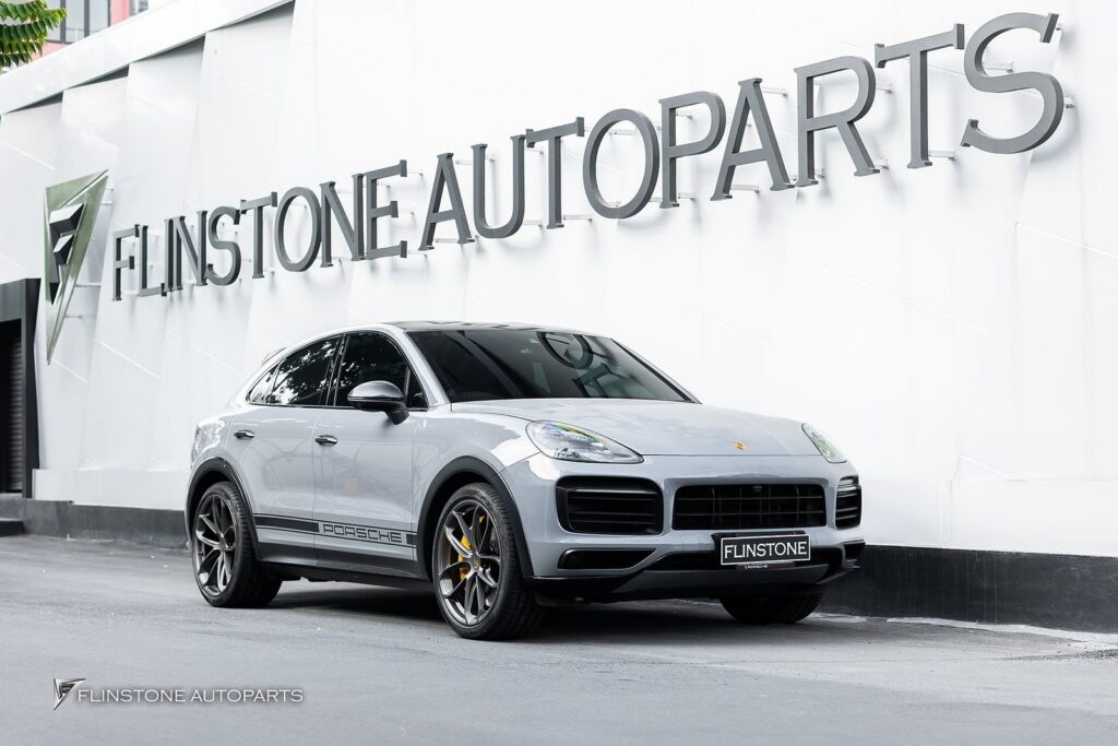 PORSCHE Cayenne Coupe เข้าเปลี่ยนยางใหม่ Pirelli P-Zero