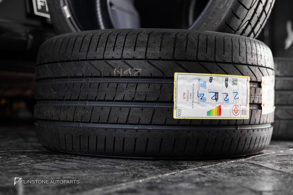 PORSCHE Cayenne Coupe เข้าเปลี่ยนยางใหม่ Pirelli P-Zero