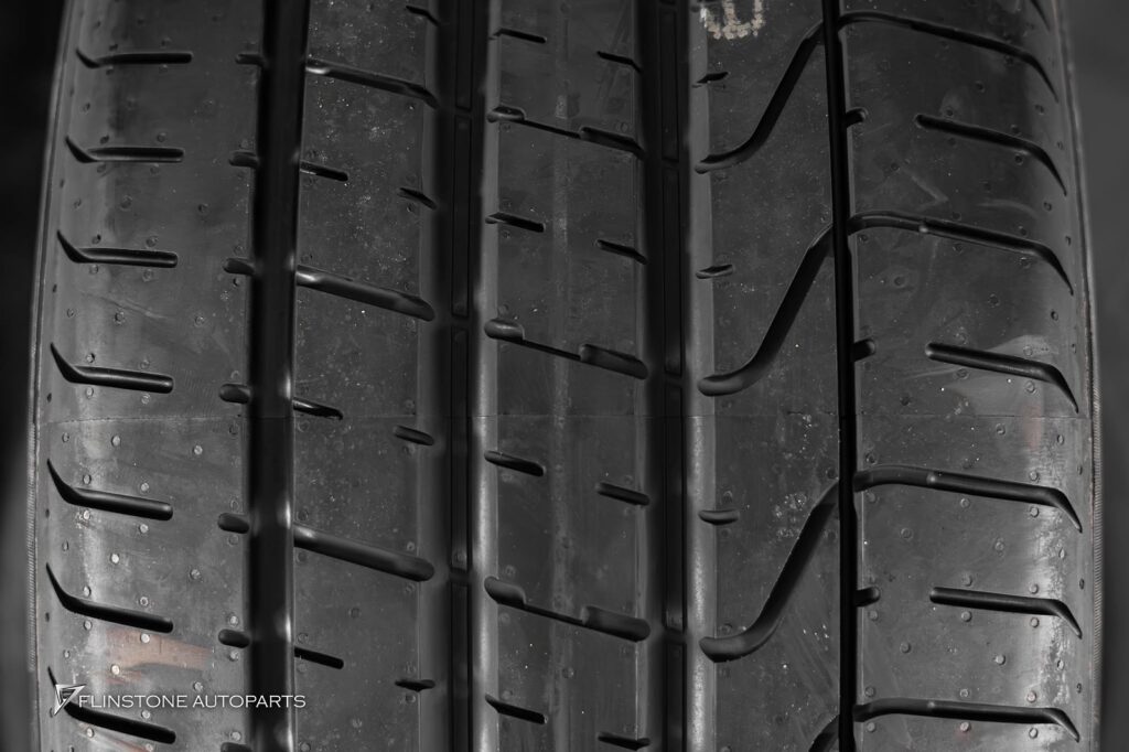 PORSCHE Cayenne Coupe เข้าเปลี่ยนยางใหม่ Pirelli P-Zero