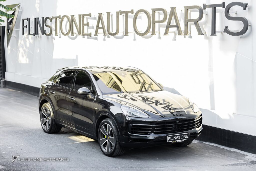 PORSCHE Cayenne 2025 ต้องการระบบแท้ PORSCHE