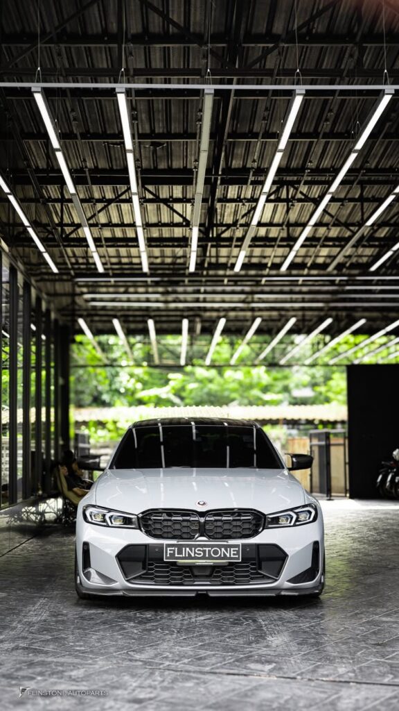 BMW G20 Series 3 LCI ติดตั้งแผ่นแปะพวงมาลัย Carbon Fiber สามารถใ