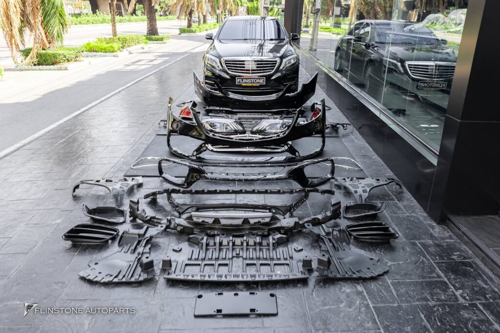 Mercedes-Benz W222 S-Class S63 AMG Facelift Front Bumper + S63 AMG Facelift Front Grille