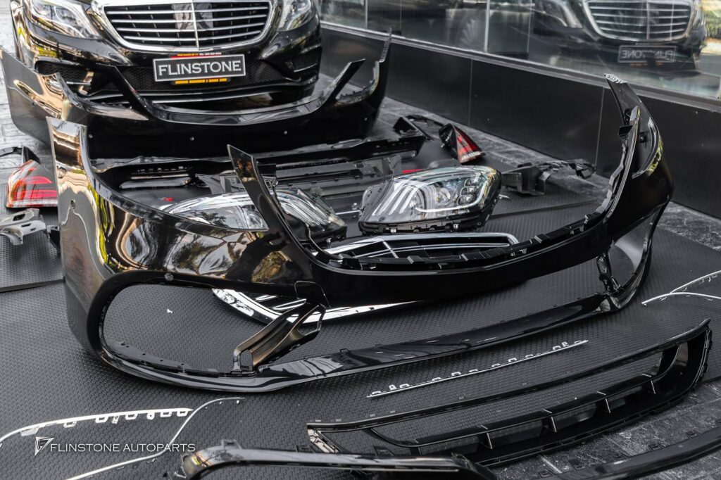 Mercedes-Benz W222 S-Class S63 AMG Facelift Front Bumper + S63 AMG Facelift Front Grille