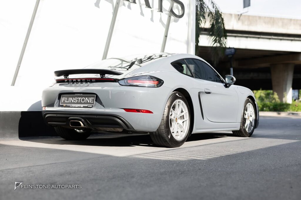 PORSCHE 718 Cayman – Boxster LED Center Taillight