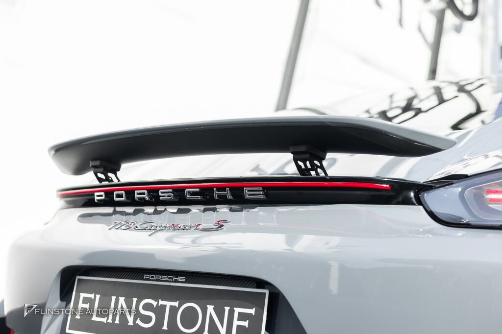 PORSCHE 718 Cayman – Boxster LED Center Taillight