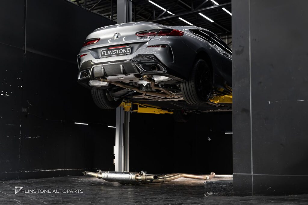 BMW G15 Series 8 ลูกค้าติดตั้งชุดแต่งรอบคันคาร์บอน 3D Design ไปแ