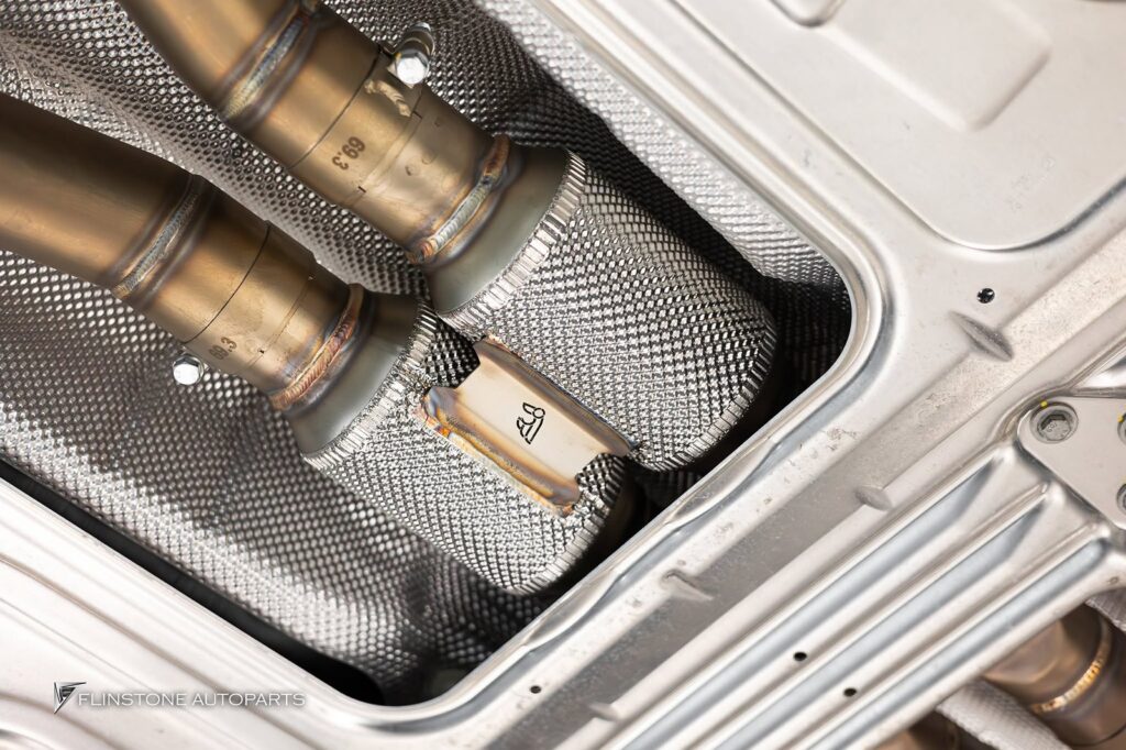 BMW G15 Series 8 ลูกค้าติดตั้งชุดแต่งรอบคันคาร์บอน 3D Design ไปแ