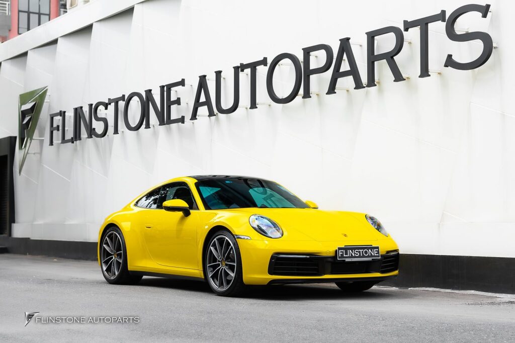 ใส่ถาดาดช่องเก็บของ PORSCHE 992 Carrera เวลาหยิบจับอะไรก็สามารถย