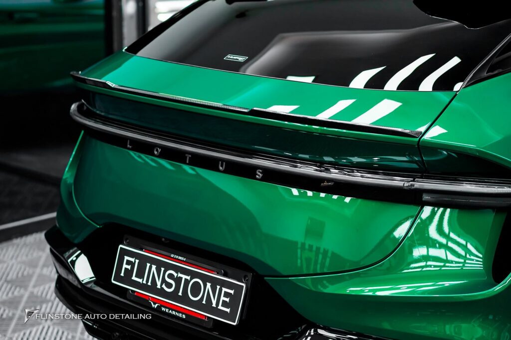 Lotus ฟิล์มใสกันรอย DRESDENPROTECTION