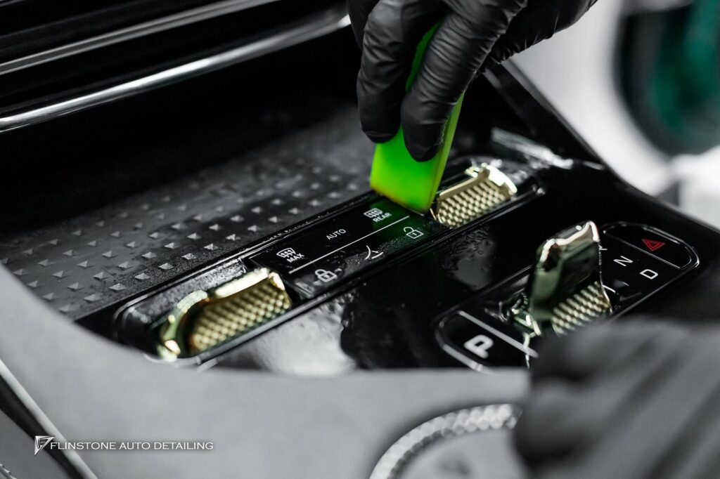 Lotus ฟิล์มใสกันรอย DRESDENPROTECTION