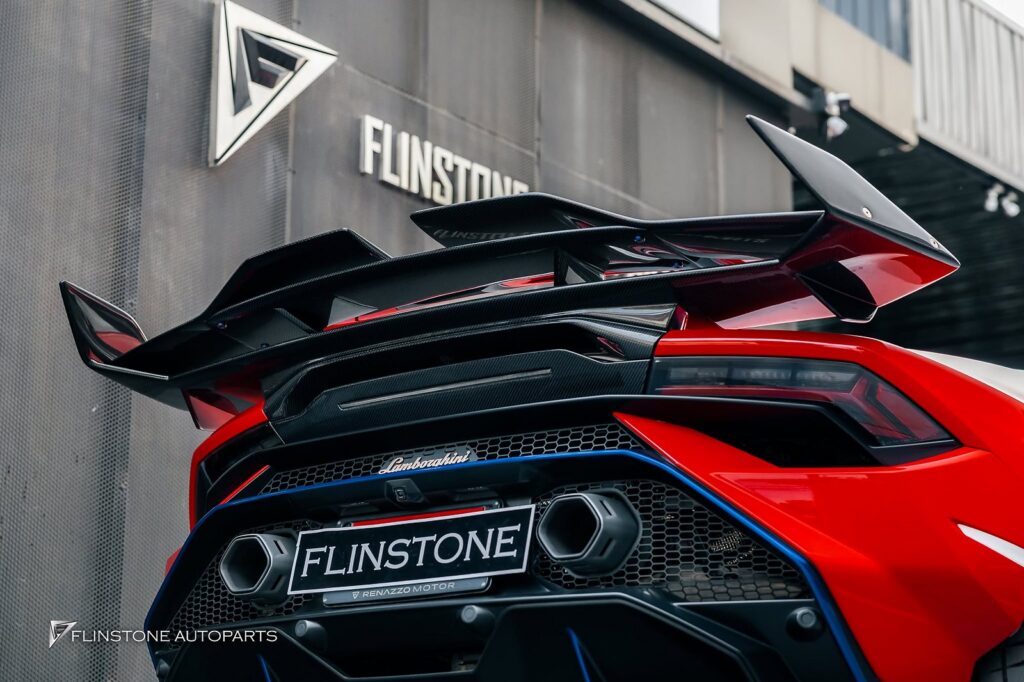 LAMBORGHINI Huracan tecnica ติดตั้งฝากระโปรงหน้าและสปอยเลอร์ท้าย