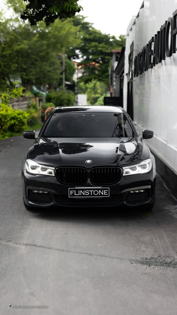 BMW G11-G12 Series 7 Black Front Grille