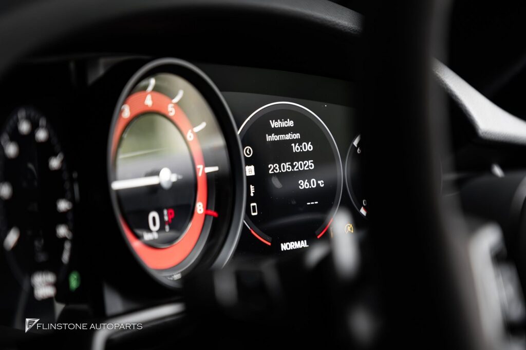 PORSCHE 992 Carrera Active Sport Chrono Function + Coding Start Engine Display