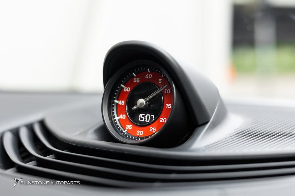 PORSCHE Taycan STOPWATCH