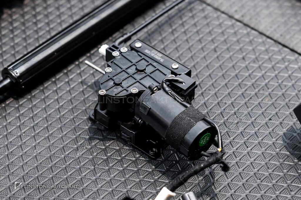 GWM TANK TANK300 เตรียมใส่ชุดพาร์ททั้งหมดในภาพทั้งภายนอกและภายใน