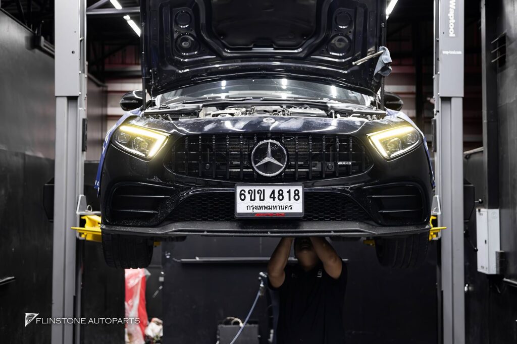 Flinstone Service CLS53 AMG เข้าบริการเปลี่ยนถ่ายของเหลว และให้ทางร้านตรวจสอบพบว่า