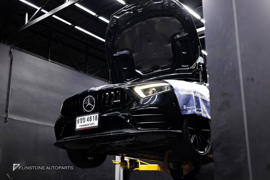 Flinstone Service CLS53 AMG เข้าบริการเปลี่ยนถ่ายของเหลว และให้ทางร้านตรวจสอบพบว่า