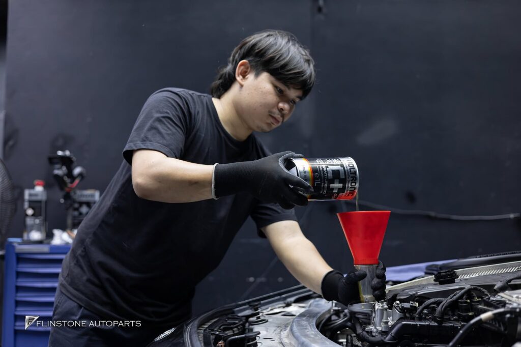 Flinstone Service CLS53 AMG เข้าบริการเปลี่ยนถ่ายของเหลว และให้ทางร้านตรวจสอบพบว่า