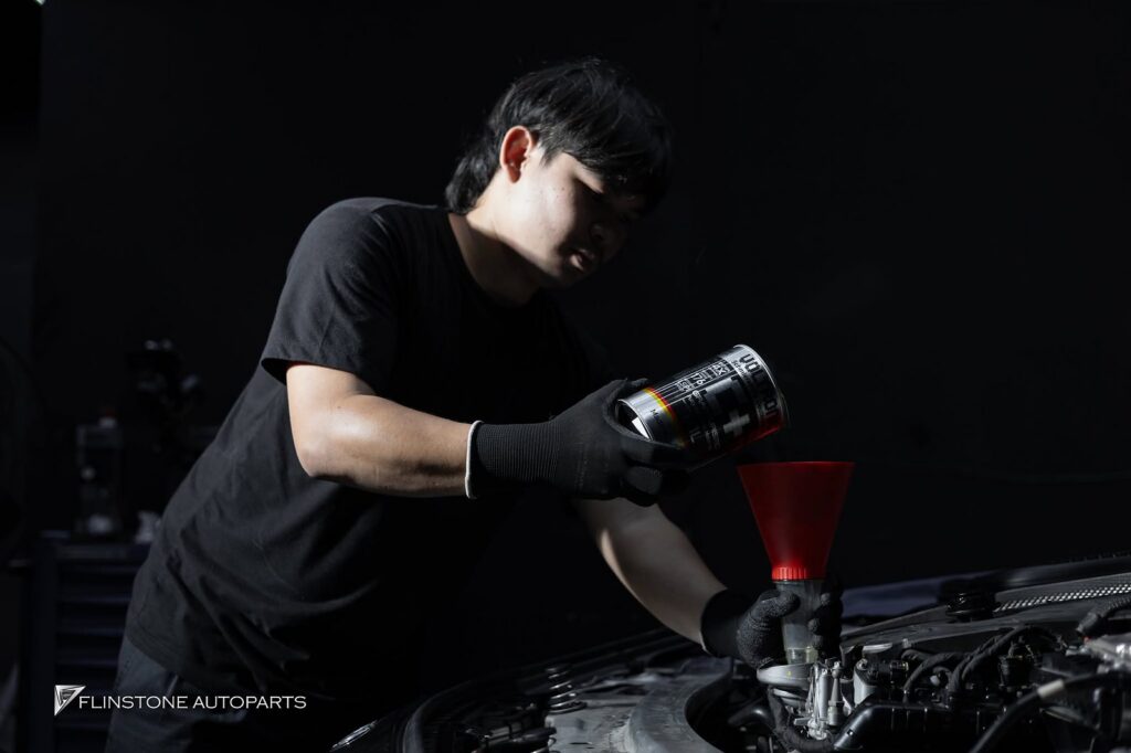 Flinstone Service CLS53 AMG เข้าบริการเปลี่ยนถ่ายของเหลว และให้ทางร้านตรวจสอบพบว่า