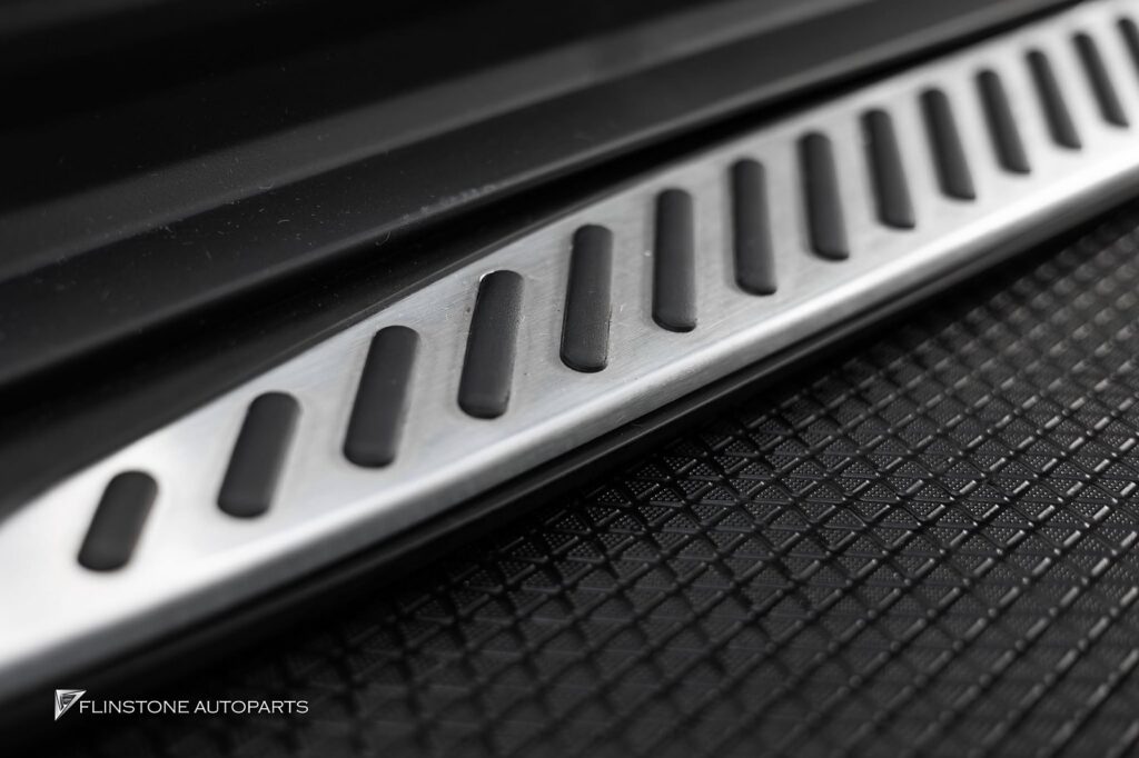 BMW X3 G01 Side Running Board + X3M Black Side Mirror