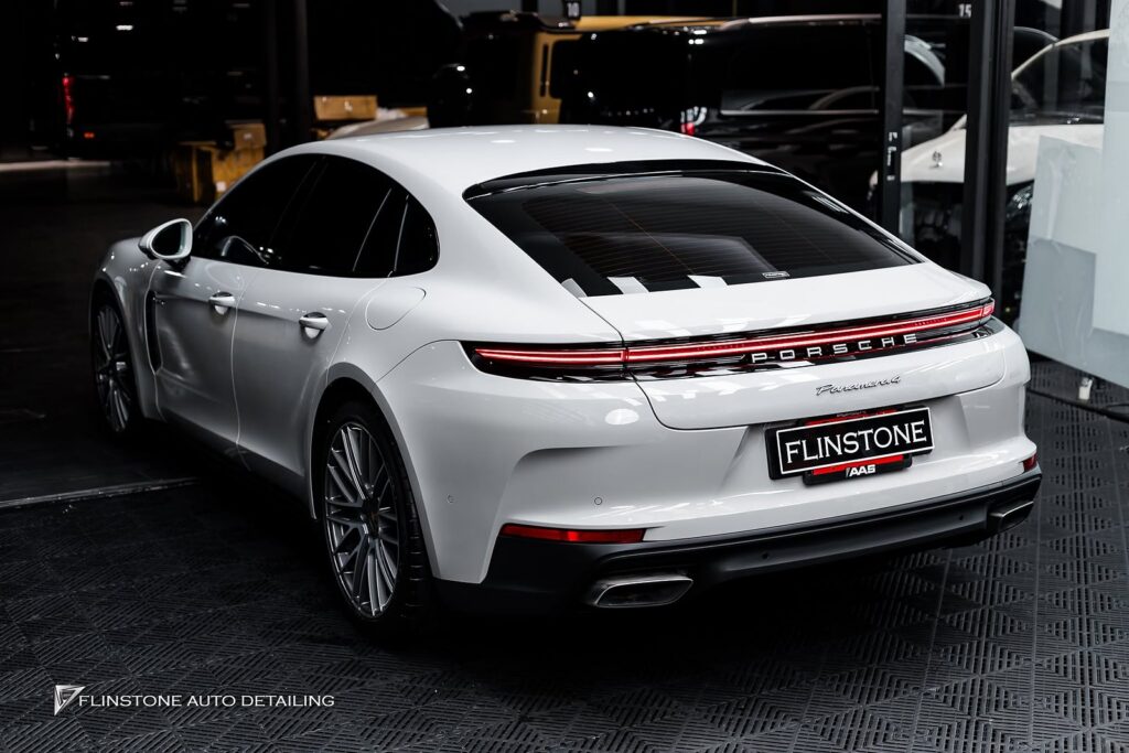 NEW PORSCHE Panamera 976 เลือกติดฟิล์มใสกันรอยจาก DRESDENPROTECT