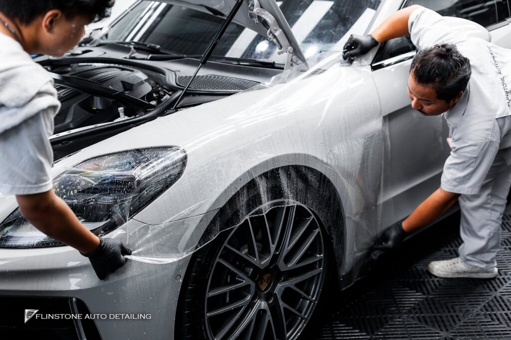 NEW PORSCHE Panamera 976 เลือกติดฟิล์มใสกันรอยจาก DRESDENPROTECT