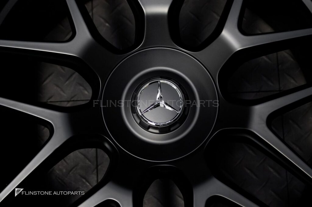 Mercedes-Benz W464 G-Class Facelift ล้อแท้ G63 AMG ขอบแดง