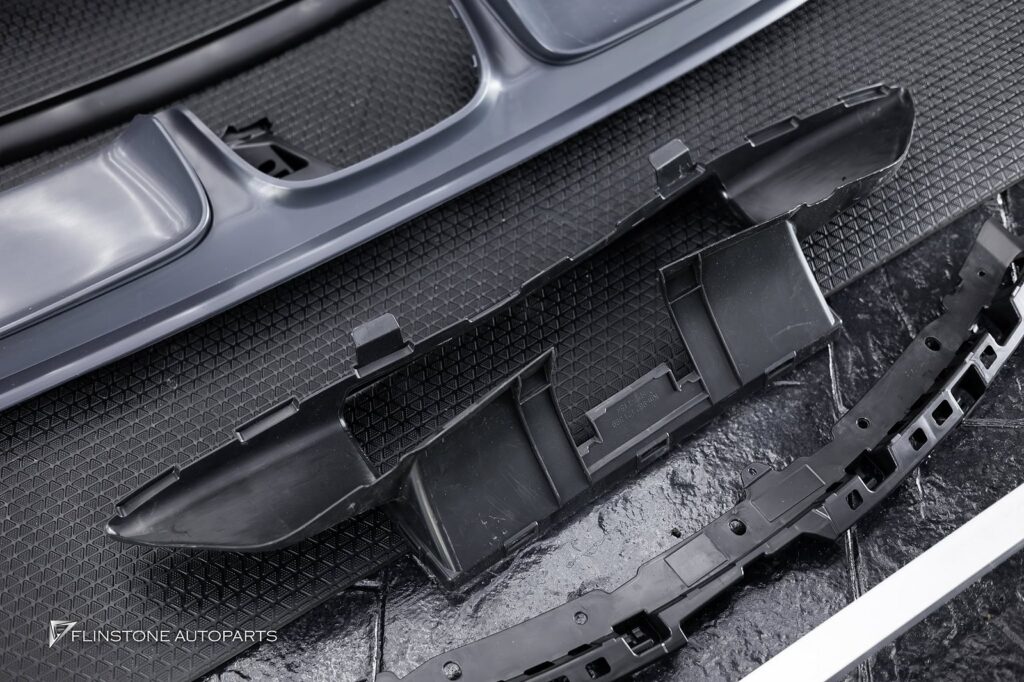 PORSCHE 718 Cayman – Boxster Sport Design Front Bumper + Sport Design Rear (2025-06-07)
