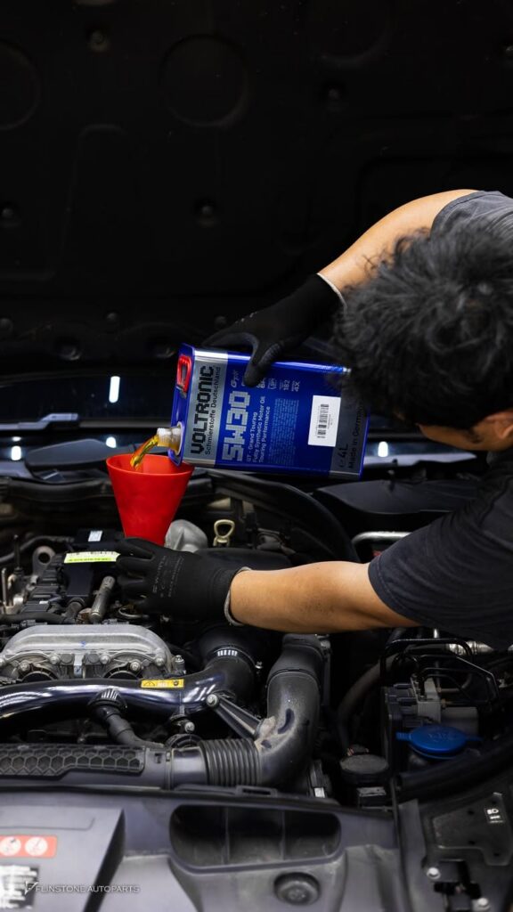 Flinstone Service E-Class Coupe รหัส W207 เข้ารับบริการเปลี่ยนถ่ายของเหลว และไส้กร