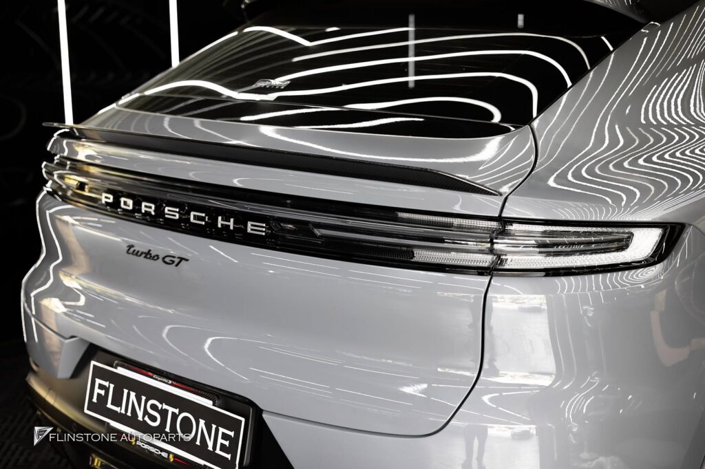 PORSCHE Cayenne 2025 Genuine LED Taillight [Darkened Light]