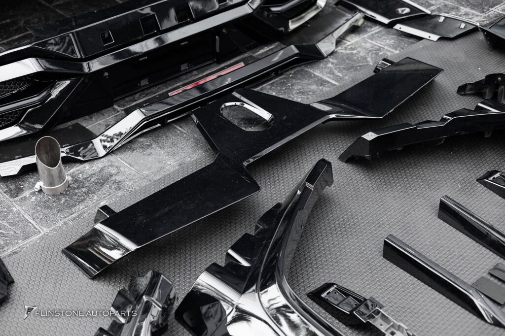 สำหรับชุดแต่ง SHADOW ใน GWM TANK300 ชุดแต่งจากอีกค่ายที่ไม่ค่อยซ