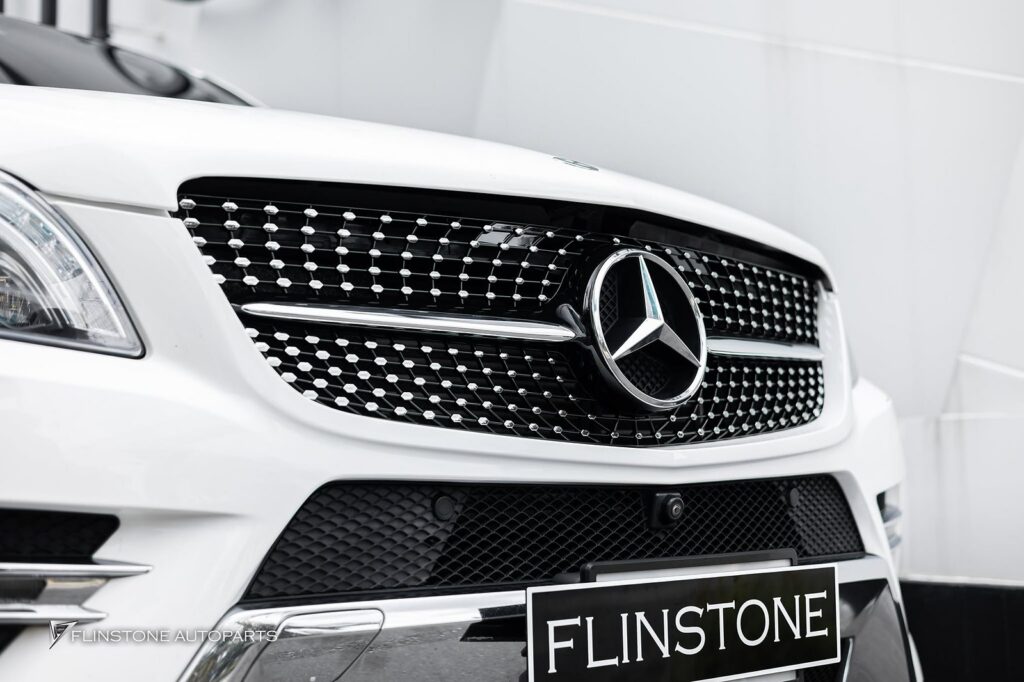 Mercedes-Benz W166 ML-Class & W176 A-Class Diamond Front Grille