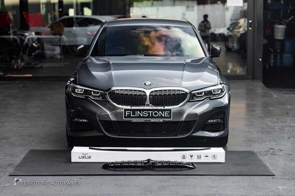 BMW G20 Series 3 2025 USUS Autoclave Carbon Trunk Spoiler + USUS Autoclave Carbon Side