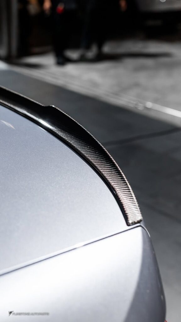 BMW G20 Series 3 2025 USUS Autoclave Carbon Trunk Spoiler + USUS Autoclave Carbon Side