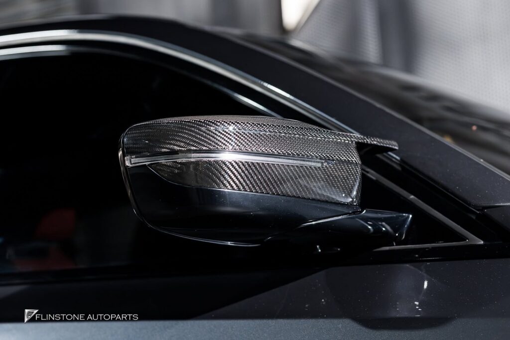 BMW G20 Series 3 2025 USUS Autoclave Carbon Trunk Spoiler + USUS Autoclave Carbon Side