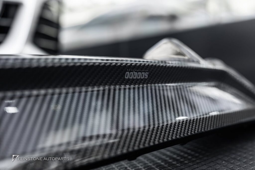 พาร์ทแท้จาก SOOQOO อีกแล้วสำหรับ BMW G26 ชิ้นงานคาร์บอนแท้ทุกชิ้
