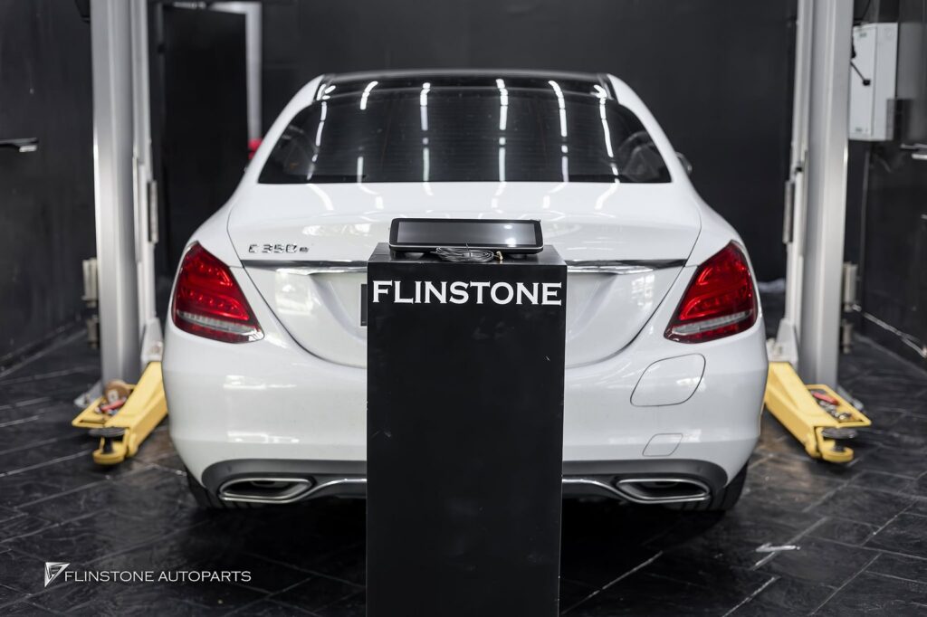 Mercedes-Benz 中控屏 Android，适用于 W205 C-Class