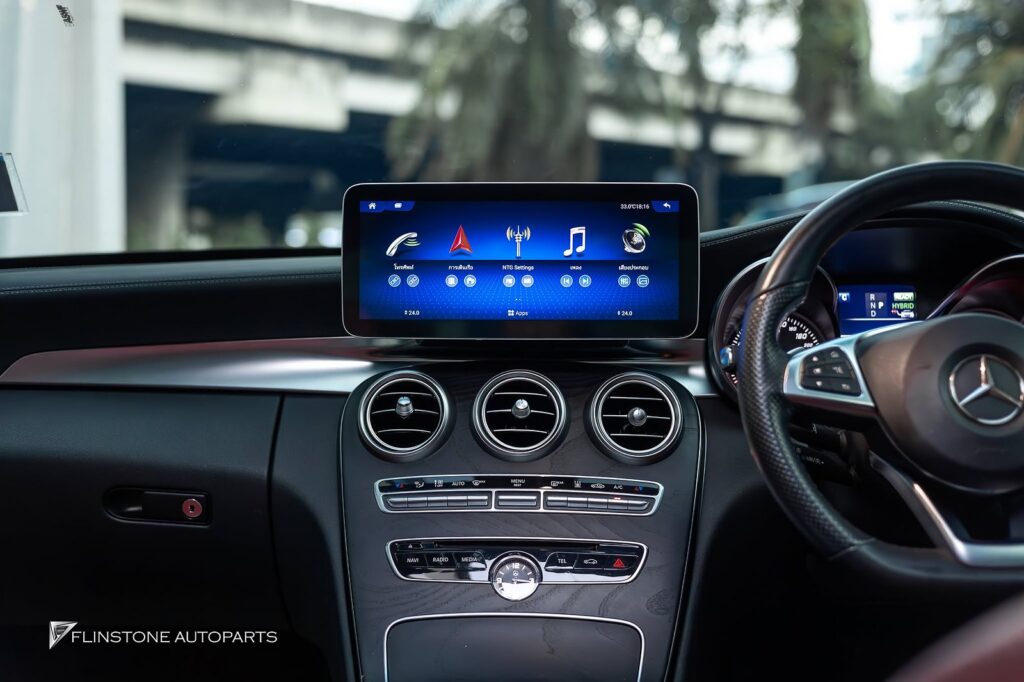 Mercedes-Benz 中控屏 Android，适用于 W205 C-Class