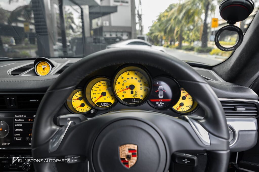 แผ่นเรือนไมล์สีเหลืองสำหรับ PORSCHE 991