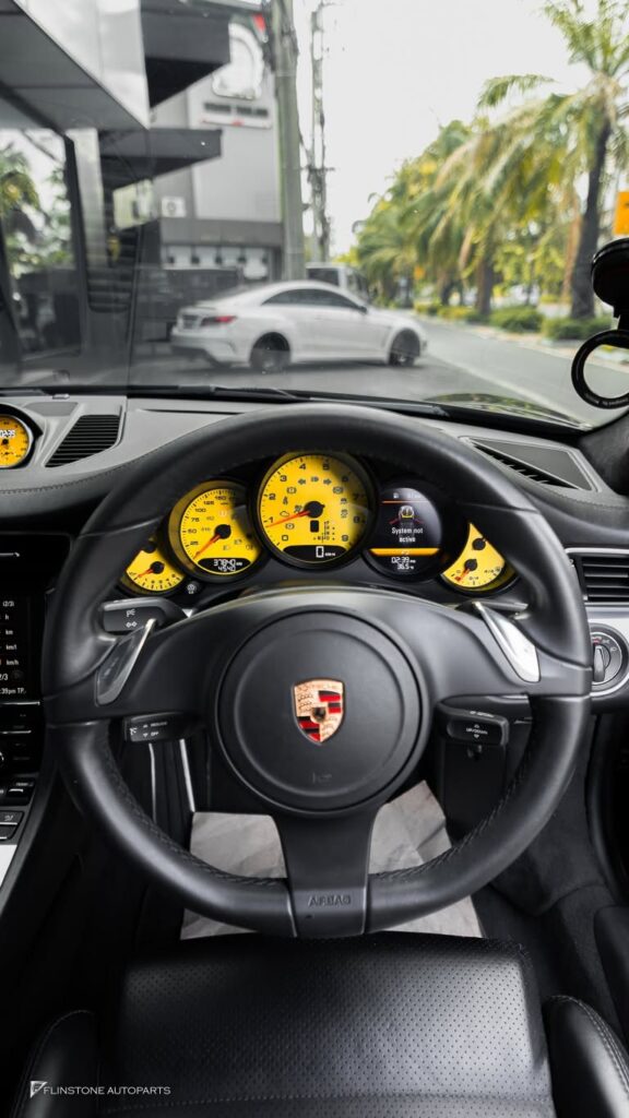 แผ่นเรือนไมล์สีเหลืองสำหรับ PORSCHE 991