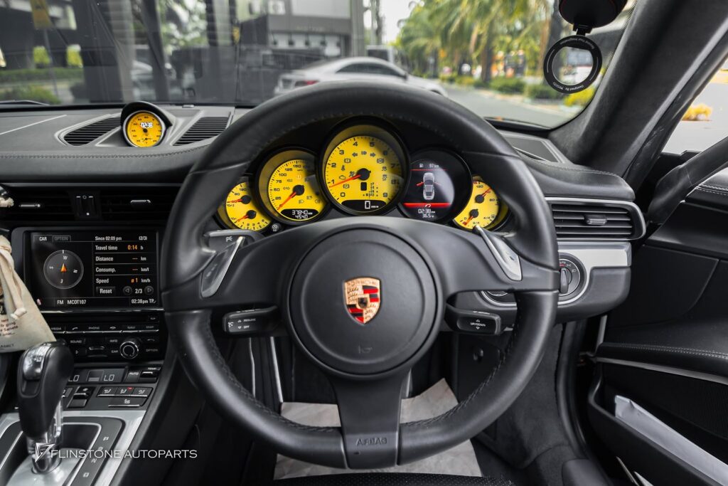 แผ่นเรือนไมล์สีเหลืองสำหรับ PORSCHE 991