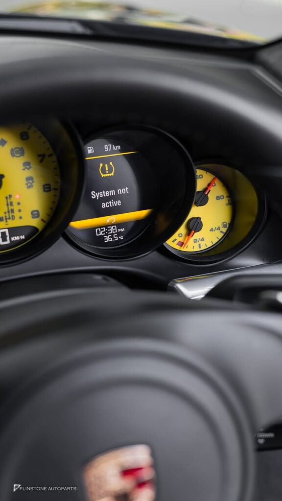 แผ่นเรือนไมล์สีเหลืองสำหรับ PORSCHE 991