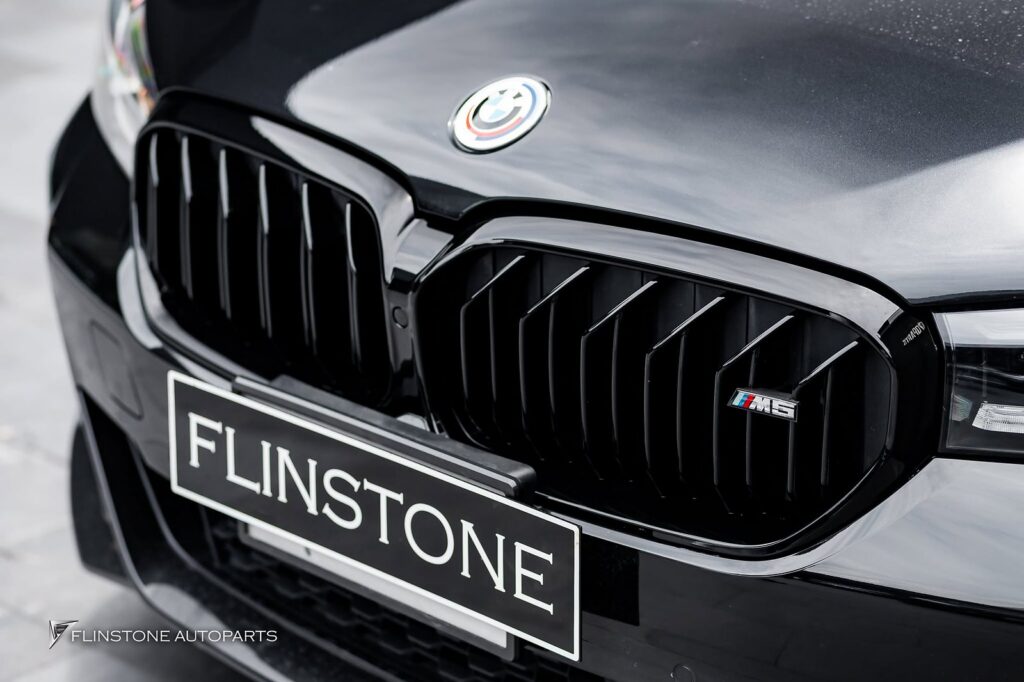 BMW G30 – F90 2024+ F90 M5 GLossy Black Front Grille