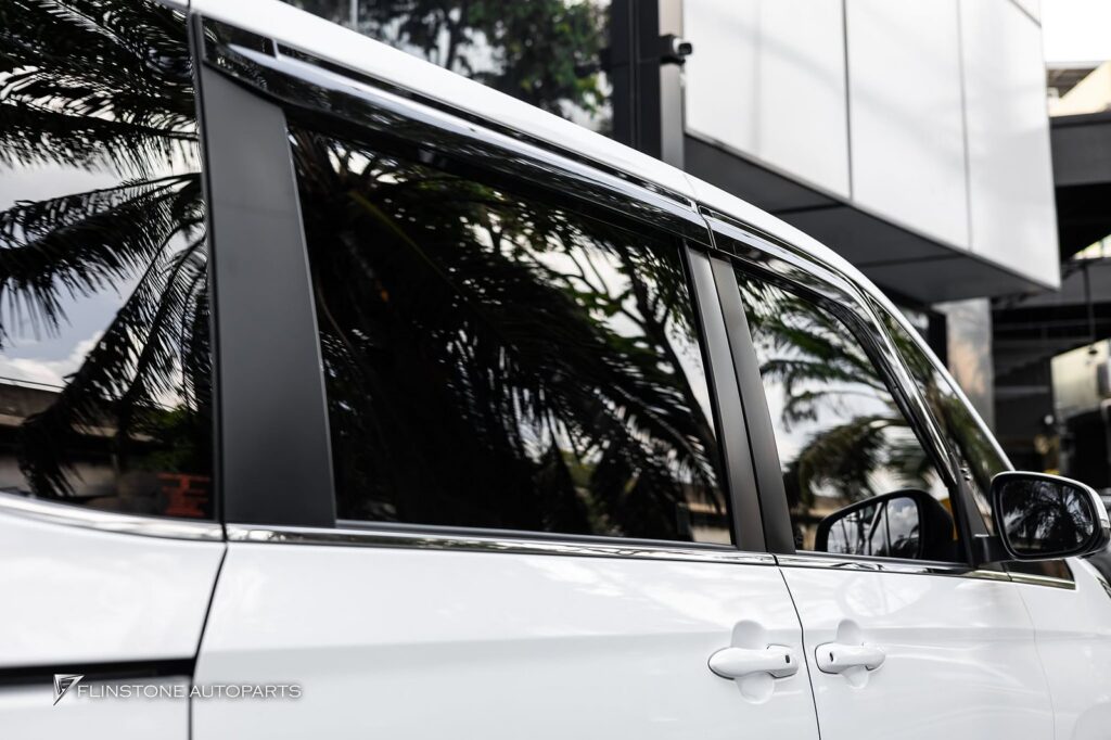 คิ้วกันสาดสำหรับ TOYOTA Voxy