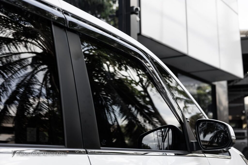คิ้วกันสาดสำหรับ TOYOTA Voxy