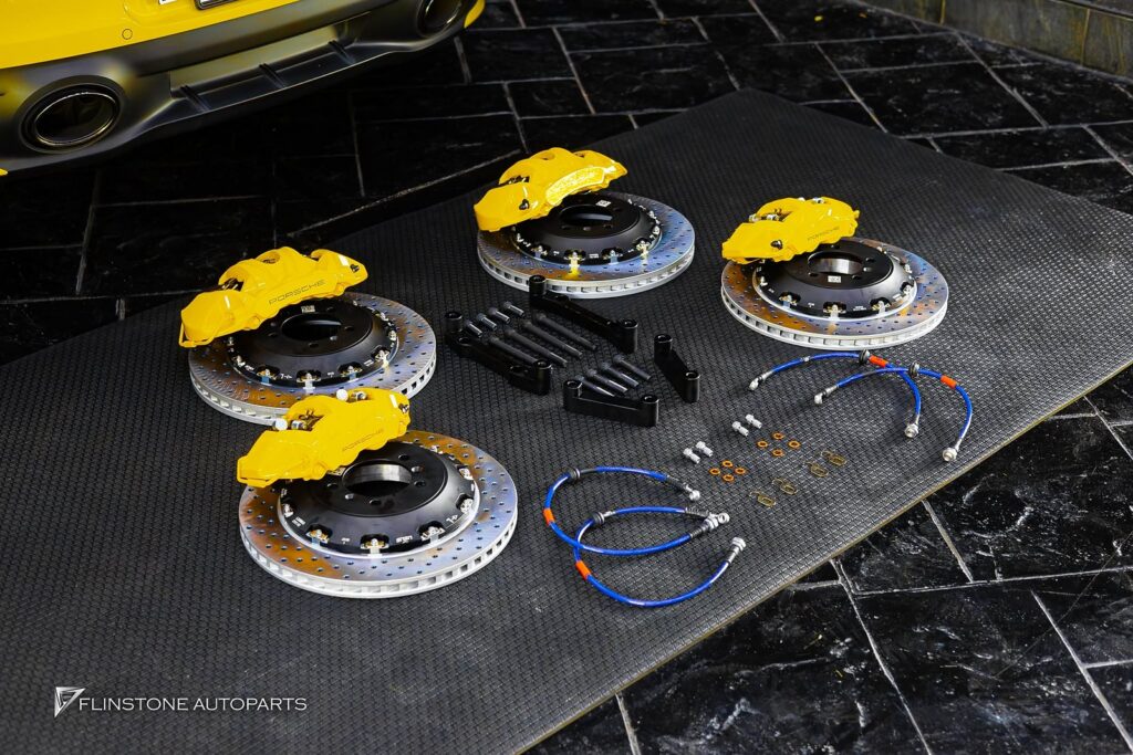 PORSCHE 992 Carrera USUS Braking System + PORSCHE GT3 Caliper