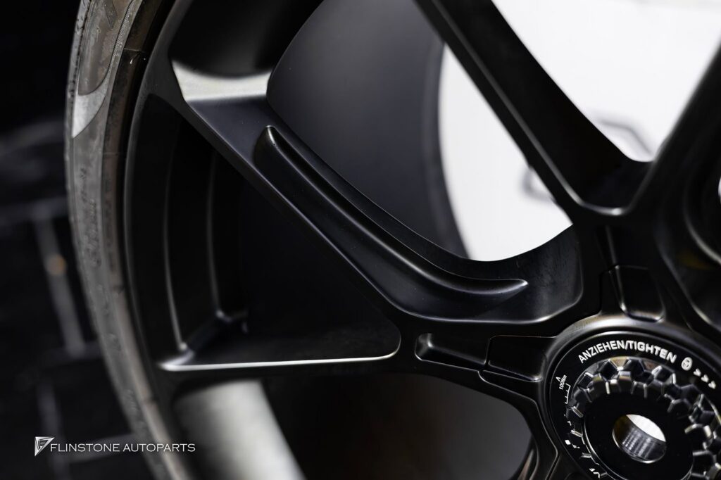 PORSCHE 992 Carrera USUS Braking System + PORSCHE GT3 Caliper