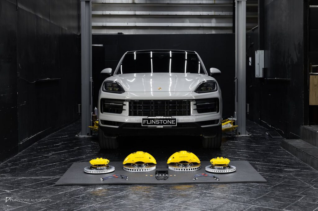PORSCHE Cayenne 2025 Custom Braking System