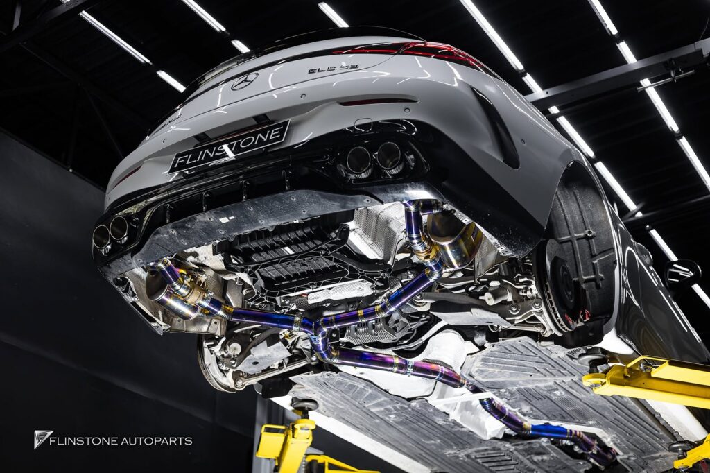 CLE53 AMG x USUS Titanium Exhaust มีภาพใต้ท้องสวยๆให้ทุกคันที่มา